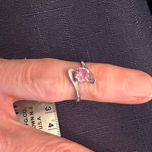 Elegant Pink Stone Gold Ring R 12